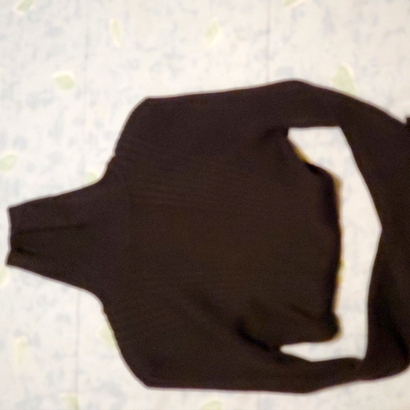 US Sweater Co. Black Sweater - Picture 1 of 4